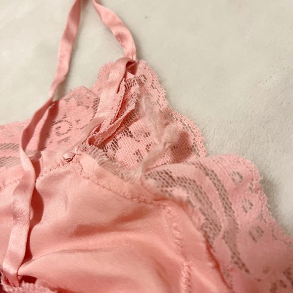 Arden B. pink 100% silk lace top. - Picture 5 of 7